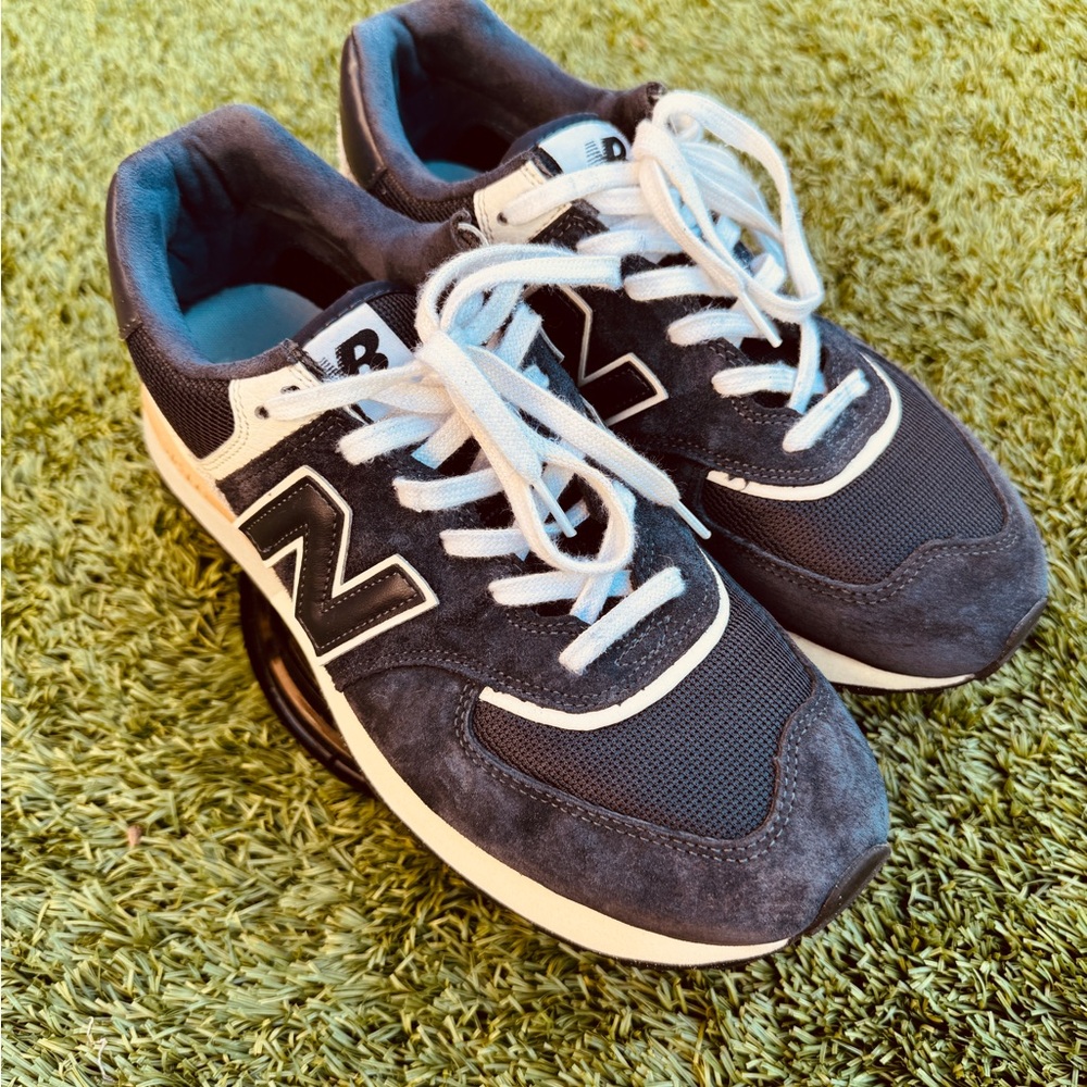 New Balance 574 Sneakers U574LGBN – Men’s US 9.5 D – Navy Grey